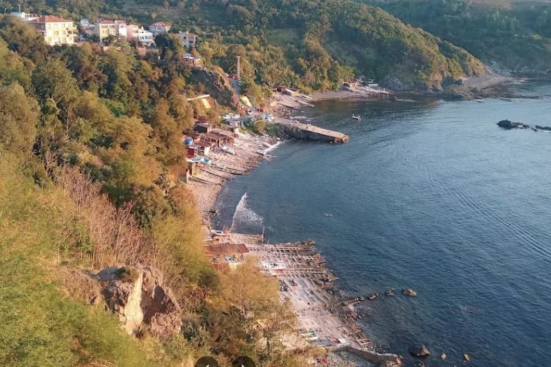 Poyrazköy Plajı: Beykoz'un Gizli Cenneti