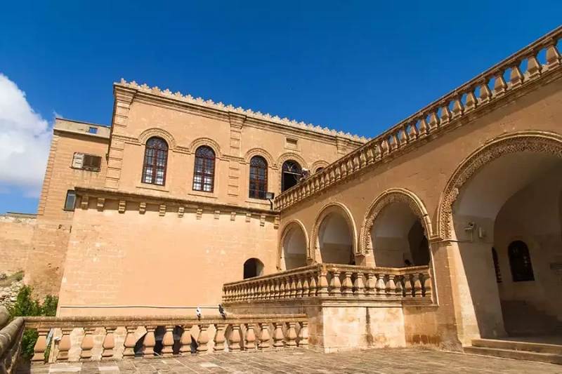 Mardin Müzesi: Süryani Katolik Patrikhanesinden Tarihi Müzeye