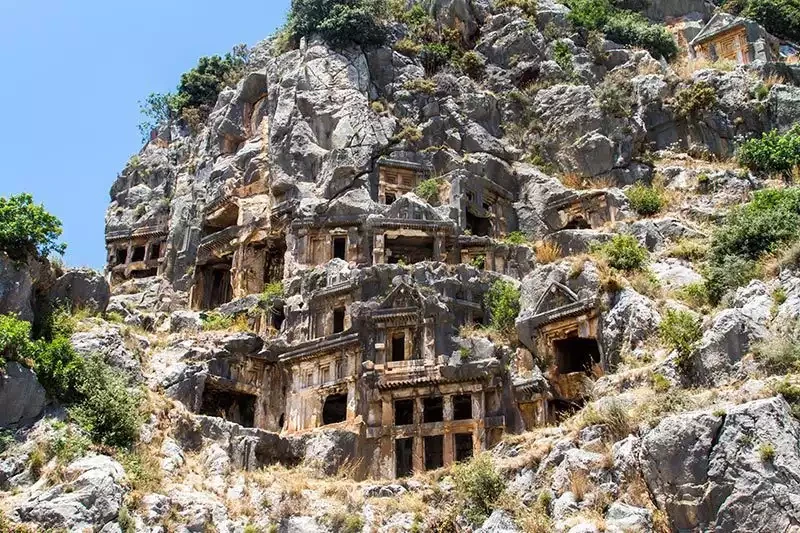 Myra Antik Kenti: Likya'nın Kayıp Şehri Demre'de!