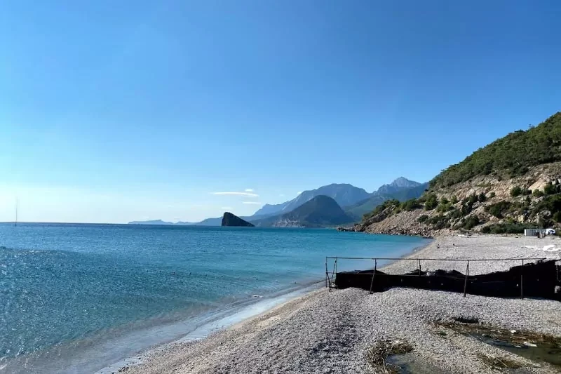 Sarısu Kadınlar Plajı: Antalya'nın Kadınlara Özel Sahili