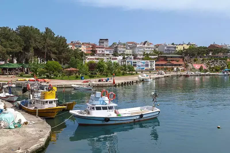 Gerze'nin Doğal Güzellikleri ve Tarihi: Keşfetmeniz Gereken Yerler