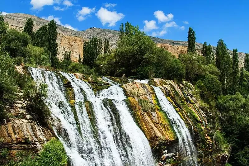 Tortum Şelalesi Nerede ve Nasıl Gidilir?