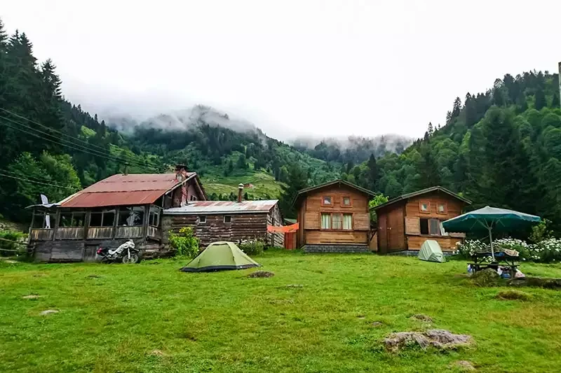 Rize Kamp Alanları: Ayder Camping Kamp Ücretleri ve Özellikleri