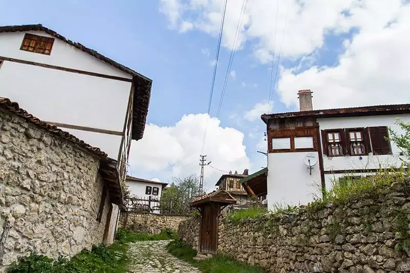 Safranbolu Yörük Köyü Nerede? Zamanda Yolculuk Yapabileceğiniz Tarihi Keşif