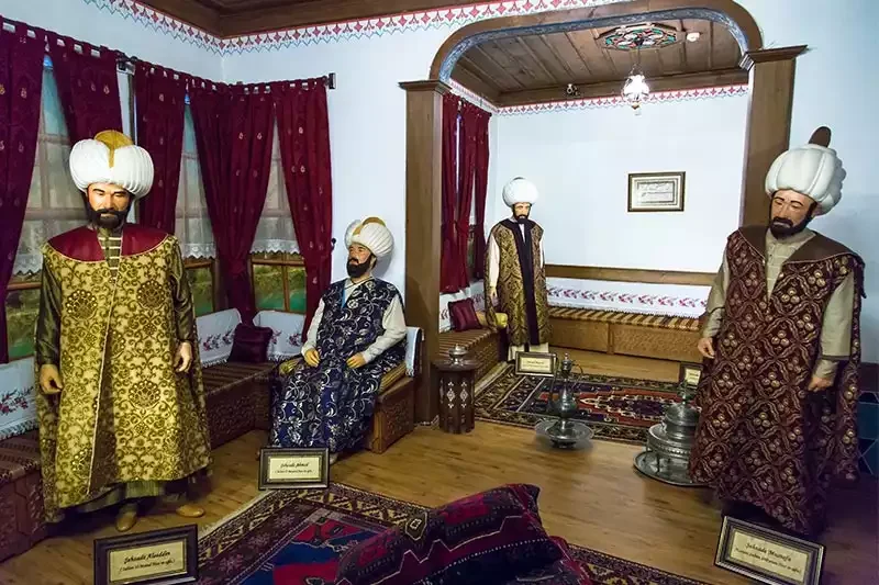 Amasya Şehzadeler Müzesi: İçeride Neler Var? (Giriş Ücreti ve Ulaşım)