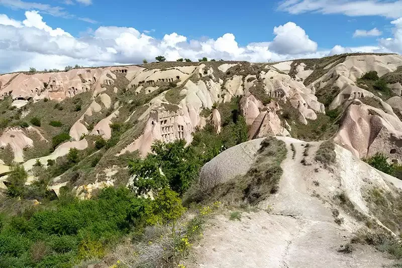 Güvercinlik Vadisi Yürüyüş Rehberi: Rota, Süre ve Tavsiyeler