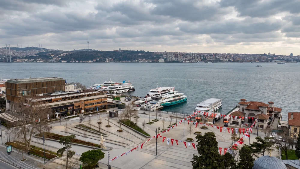 Beşiktaş İskelesinden Köyiçi’ne: Meydan ve Çarşı Yürüyüşü