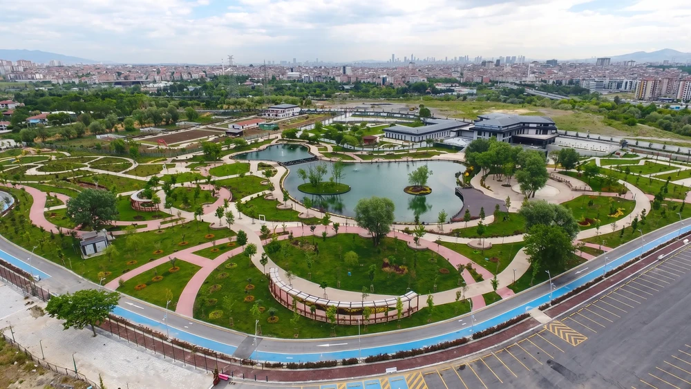 15 Temmuz Millet Bahçesi: Ring, Otopark ve Piknik Kuralları