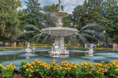 Forsyth Park in Savannah, GA: Historic Green Oasis with the Fountain