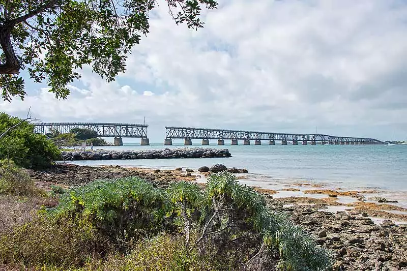 Key West Bridges: Driving the Overseas Highwayand 7 Mile Bridge