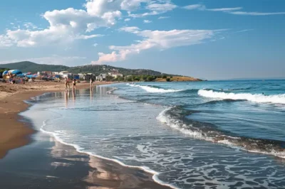 Çınarcık Plajı: Yalova'nın Popüler Sahilinde Giriş İmkanları