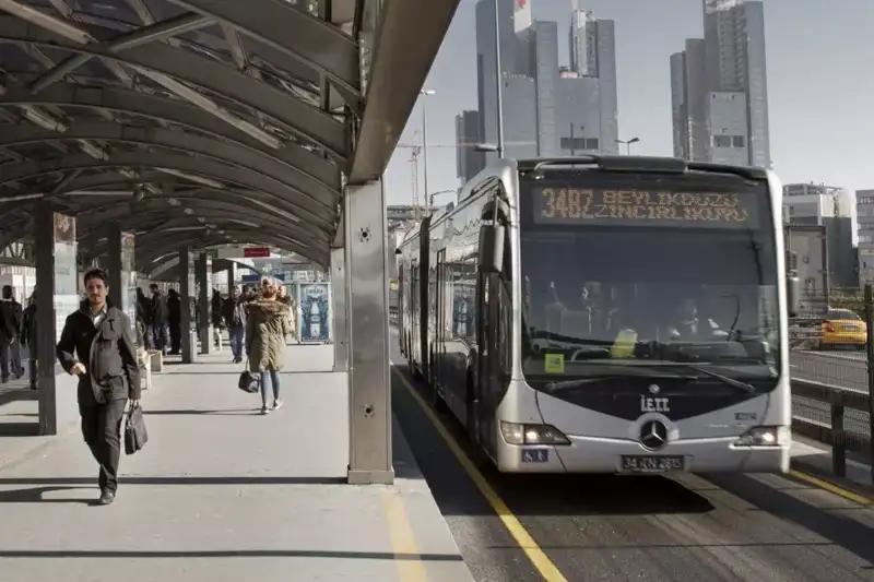 Istanbul Metrobus Duraklari Nelerdir