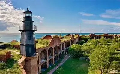 Dry Tortugas National Park: Amazing 1 Day Trip for Snorkeling & Scuba Diving